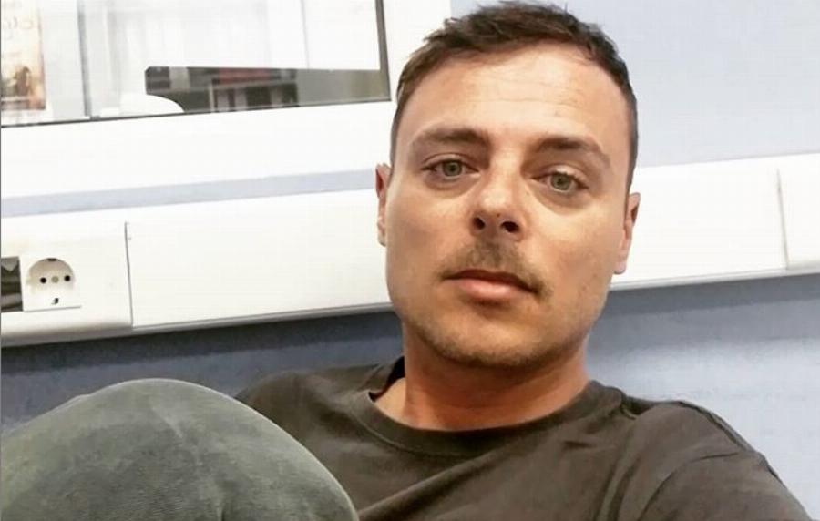 Από τραγουδιστής του Fame Story γιατρός σε δημόσιο νοσοκομείο: Ποιος θυμαται τον Νίκο Μίχα;