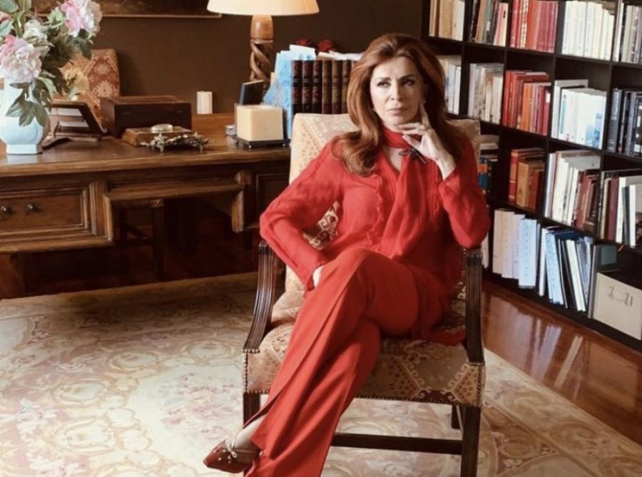 Μιμή Ντενίση: Τα άγνωστα παιδικά χρόνια, η ταραχώδης προσωπική ζωή, ο θάνατος του συντρόφου της 7 μέρες πριν το γάμο και η υιοθεσία