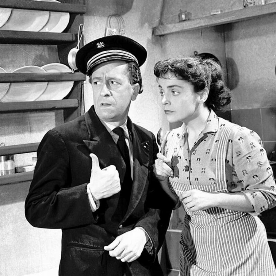 Σταύρος Ξενίδης: Ο θυελλώδης έρωτας με την Μαργαρίτα Λαμπρινού, που τον έκανε να την παντρευτεί 2 φορές με απόσταση 20 χρόνων