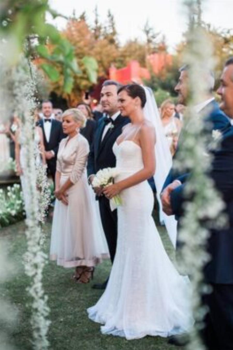 Οι κουμπαριές των Ελλήνων celebrities: Αυτοί είναι οι 6 νονοί και τα διάσημα βαφτιστήρια τους που περιμένουν λαμπάδα