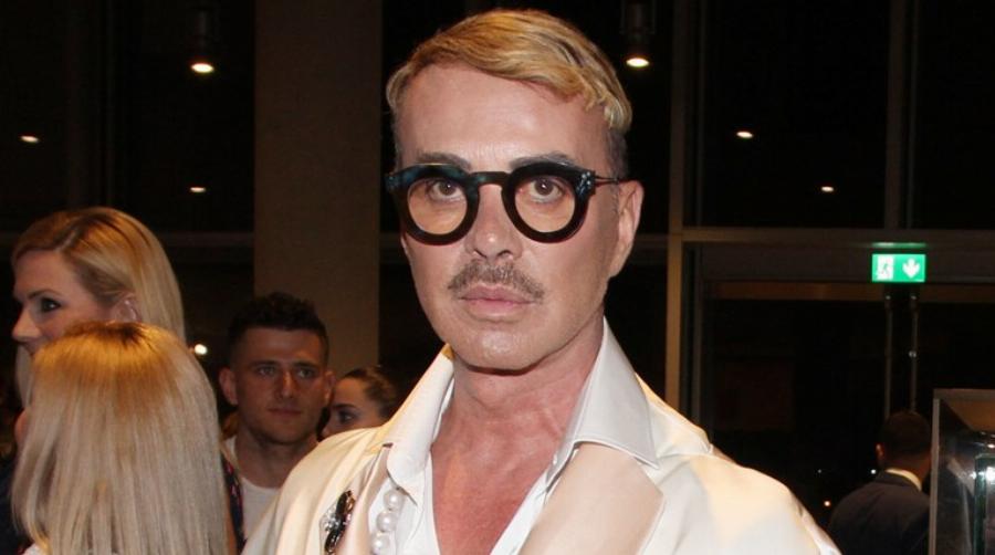 Λάκης Γαβαλάς: «Έκανα αλλαγή φίλου. Απέρριψα πολλούς φίλους μετά τη φυλακή»