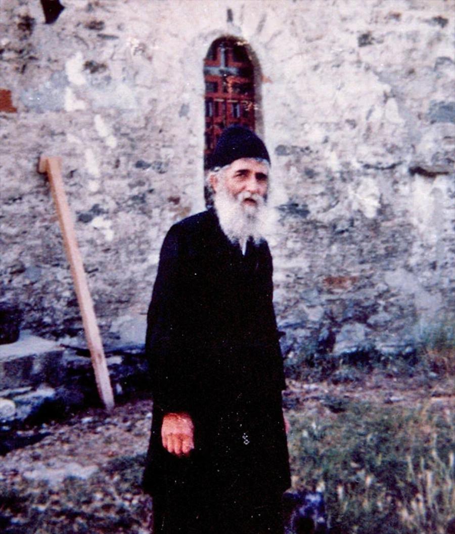 Τα σοφά λόγια του Αγίου Παϊσίου: Δώσε δεύτερη ευκαιρία στην ζωή σου και θα πάρεις διπλή Ευλογία από τον Θεό