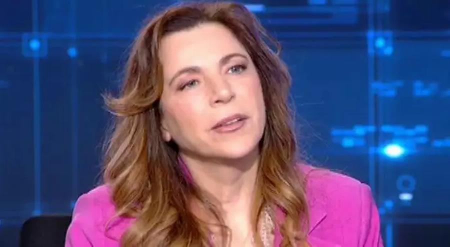 Δήμητρα Παπαδοπούλου: «Άρχισα ψυχοθεραπεία όταν οι “Απαράδεκτοι” έκαναν επιτυχία για να μπορέσω να το διαχειριστώ»