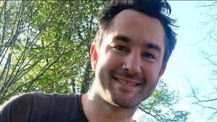 Έδωσε όλο το ποσό από το τραπέζι στη σερβιτόρα γιατί ήταν αγενείς και τη μείωναν: Εργοδότης πρότυπο