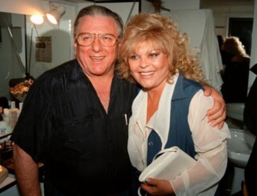 Ρίτα Σακελλαρίου: Η ταραχώδης ζωή της λαϊκής ντίβας, το ανεκπλήρωτο όνειρο και ο άδοξος θάνατός της