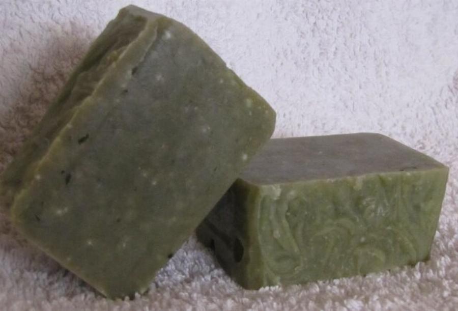 Πράσινο Σαπούνι: Τα απίθανα οφέλη και οι ευεργετικές χρήσεις του που λίγοι γνωρίζουν