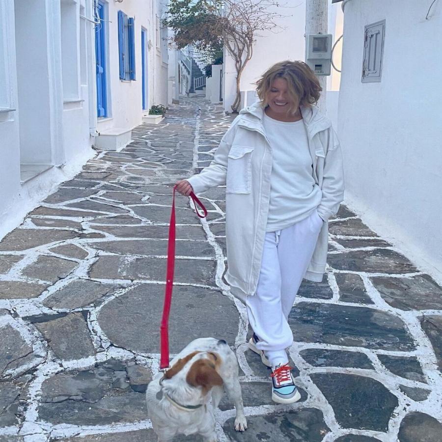 Σοφία Αλιμπέρτη: «Έχω επιλέξει να μπορώ να μεγαλώνω όπως εγώ θέλω. Να παχαίνω, να αδυνατίζω, να βγαίνουν οι ρυτίδες και να είμαι ΟΚ»