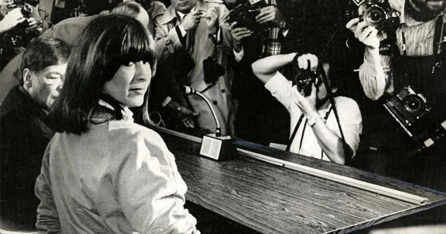 Μπήκε στο δικαστήριο και «γάζωσε» με 8 σφαίρες τον βιαστή και δολοφόνο της κόρης της: Η εκδίκηση της μάνας