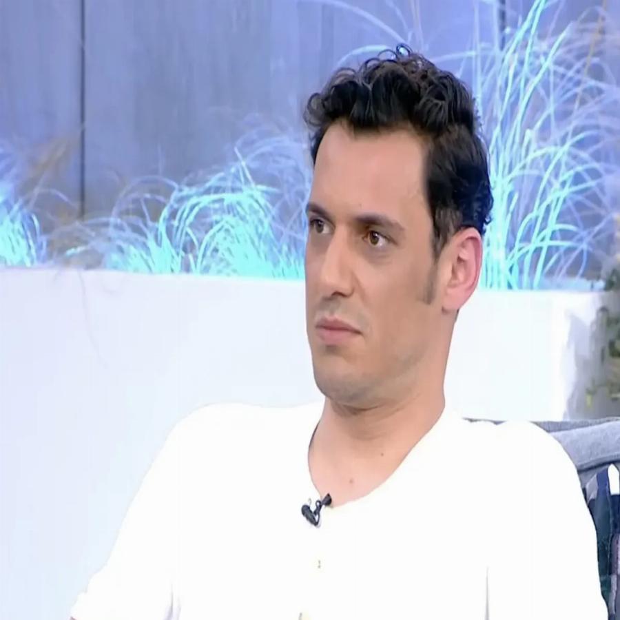 Σταύρος Σβήγκος: “Εξήγησα στον γιο μου πως ο νονός του είναι παντρεμένος με άντρα και έχουν παιδί”