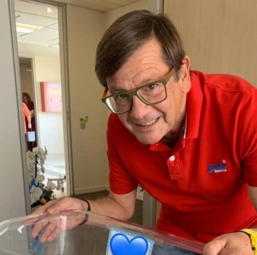 Θοδωρής Δρακάκης: Η ιστορική πορεία στο Star, η σημερινή εικόνα του και η μετακόμιση στην Τήνο