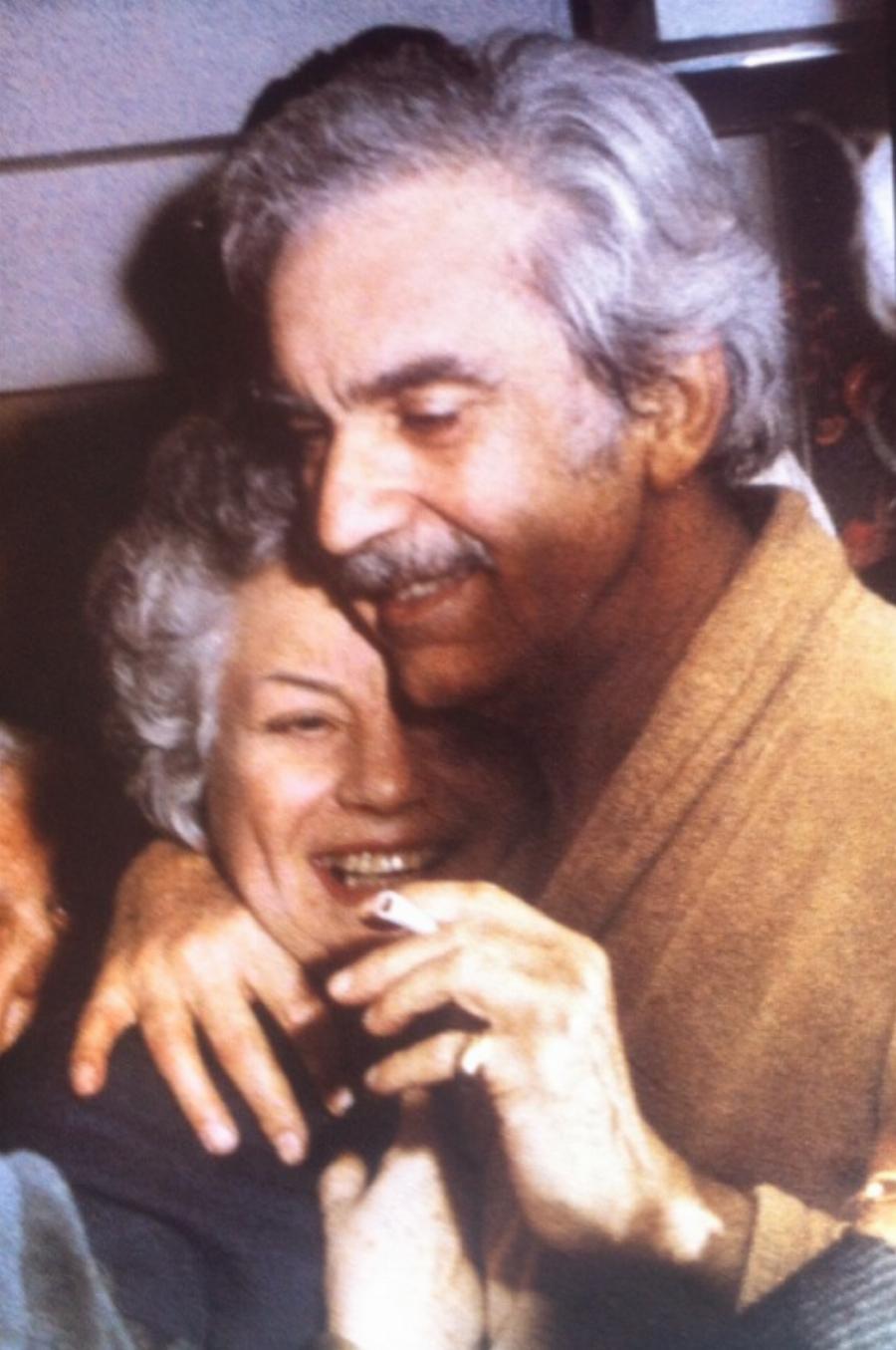 Δημήτρης Χορν: Ο πρώτος γάμος και οι απιστίες, η ζήλια της Έλλης Λαμπέτη, ο μεγάλος έρωτας της ζωής του και ο θάνατος που τον τσάκισε