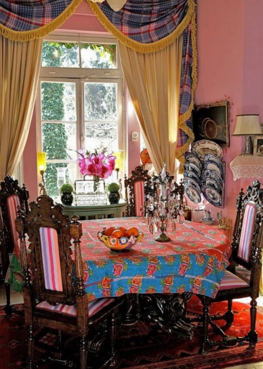 «Μικρό σπίτι στο λιβάδι»: Το απίθανο σπίτι που είναι κρυμμένο στην Αθήνα και το εσωτερικό του θυμίζει παραμύθι