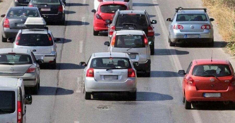 Έλληνες οδηγοί: Βγήκαν οι χειρότεροι σε όλη την Ευρώπη – Αγενείς, δεν αφήνουν αποστάσεις και αφαιρούνται