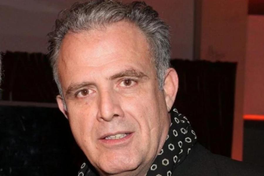 Πασχάλης Τσαρούχας: Η παρενόχληση σε παιδική ηλικία, ο γάμος με την Θεοφανία Παπαθωμά, ο χωρισμός και οι Αλβανοί, που τον έχουν εθνικό ήρωα