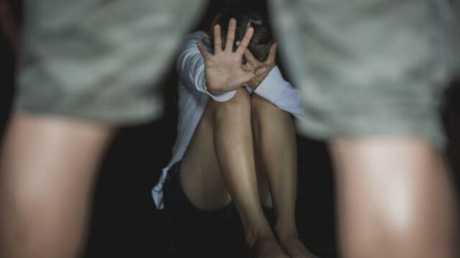 Ο βοσκός βίαζε την ανήλικη κόρη του 3 φορές την εβδομάδα στην Φλώρινα