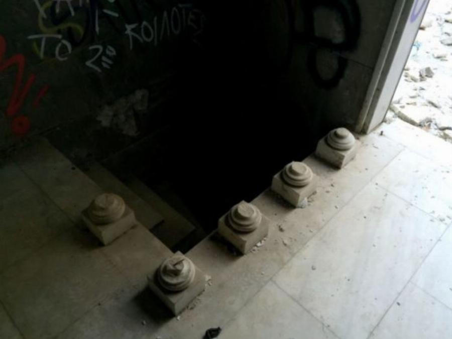 Βίλα Αλέξανδρου Ιόλα: Τα έργα αμύθητης αξίας, οι δηλώσεις που τον διέλυσαν, το παλάτι που βούλιαξε μαζί με τον ίδιο και η άθλια εικόνα του σήμερα