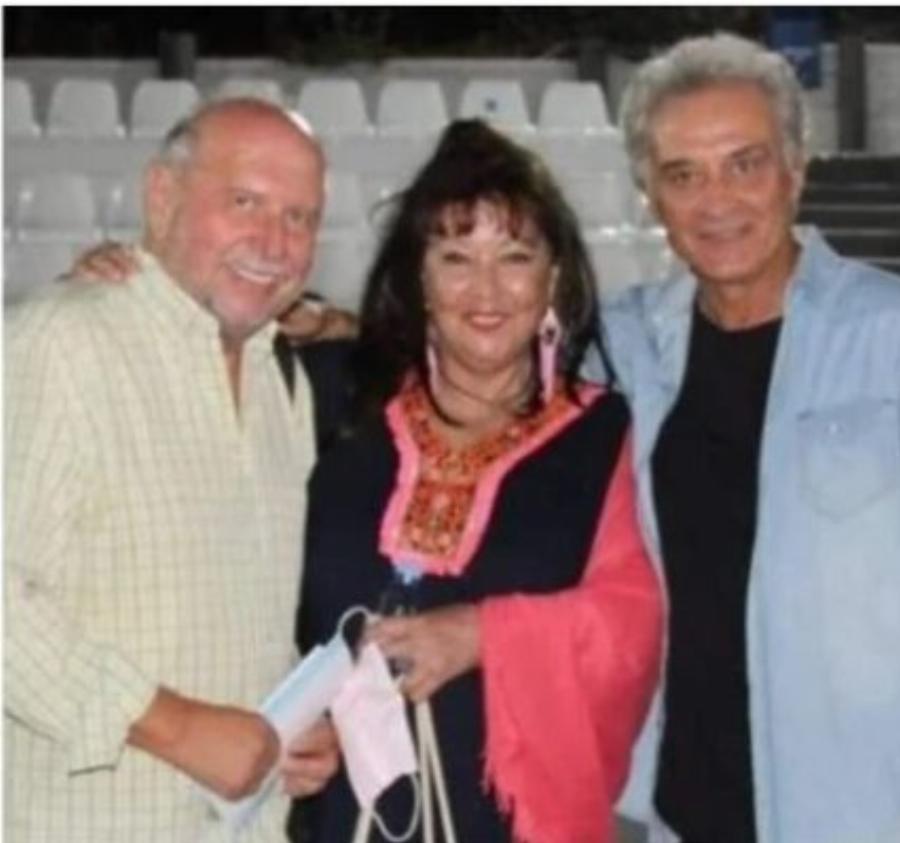 Βίνα Ασίκη: Η ακαταμάχητη πρωταγωνίστρια της βιντεοκασέτας, η μεγάλη καριέρα στα 80s, η αλλαγή καριέρας και η ζωή της σήμερα