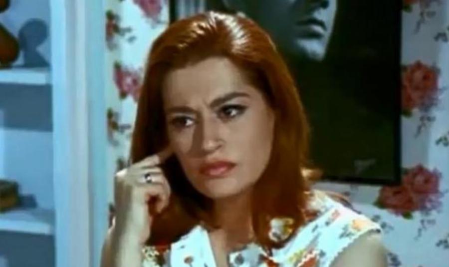 Κατερίνα Χέλμη: Οι ρόλοι που άφησαν εποχή, το χαστούκι στην έγκυο Βουγιουκλάκη και ο θάνατος του άντρα της, που την τσάκισε