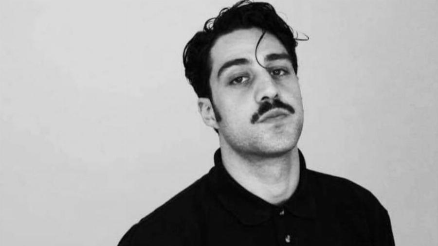 Νίκος Λεκάκης: Το τηλεοπτικό ντεμπούτο στις Άγριες Μέλισσες, η άγνωστη «σχέση» με τη Σκορδά και όσα του δίνουν δύναμη