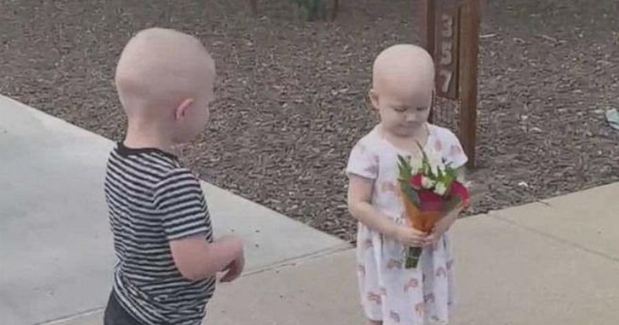 Αληθινή ιστορία: Παιδάκια τριών χρόνων νίκησαν τον καρκίνο και συναντήθηκαν ξανά έπειτα από καιρό