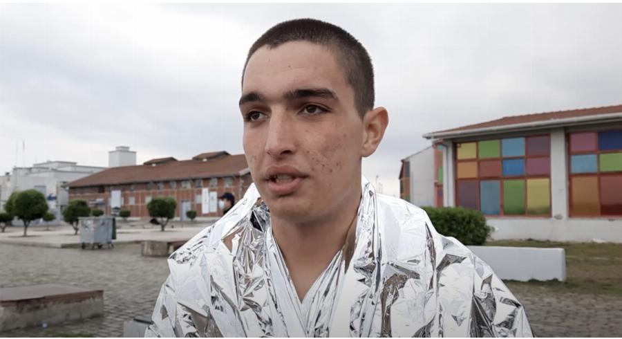 21χρονος ήρωας: Βούτηξε στον Θερμαϊκό για να σώσει γυναίκα που πνιγόταν