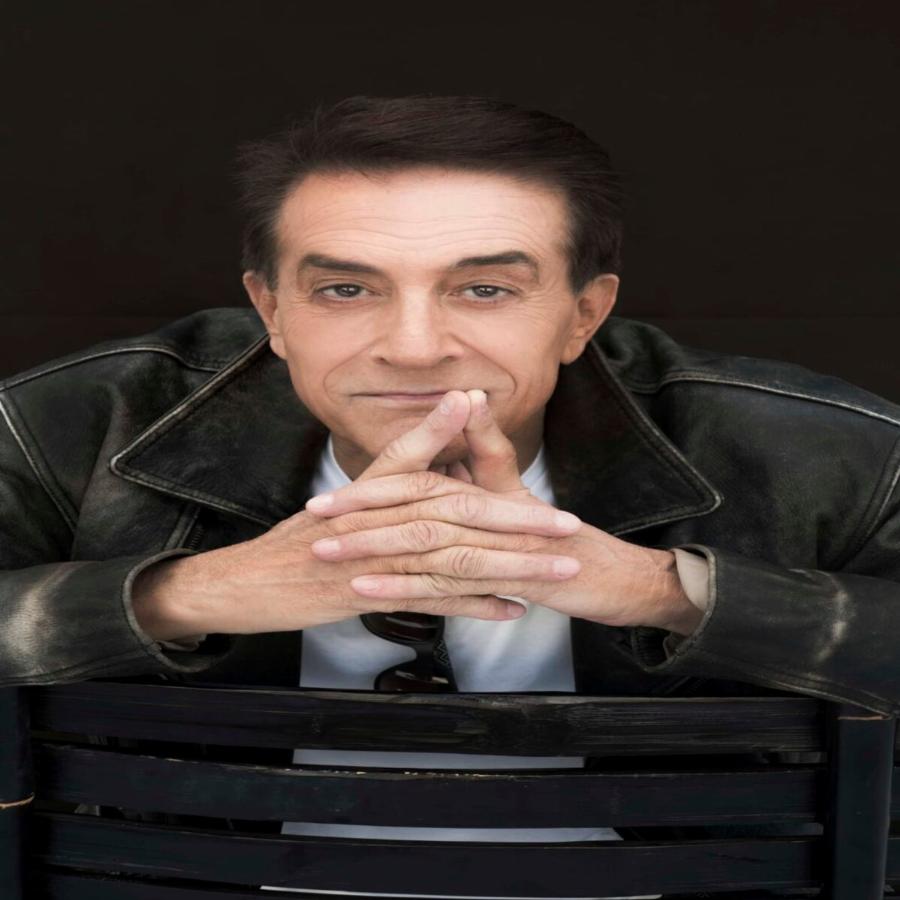 Δάκης: Τα ανέμελα παιδικά χρόνια, ο δρόμος προς την επιτυχία και το πραγματικό του όνομα