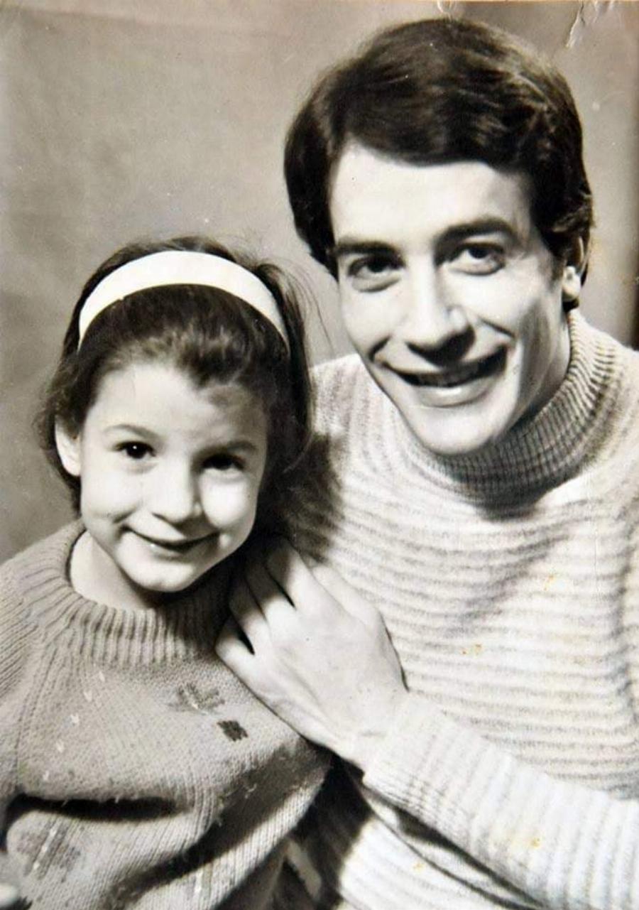 Δάκης: Τα ανέμελα παιδικά χρόνια, ο δρόμος προς την επιτυχία και το πραγματικό του όνομα