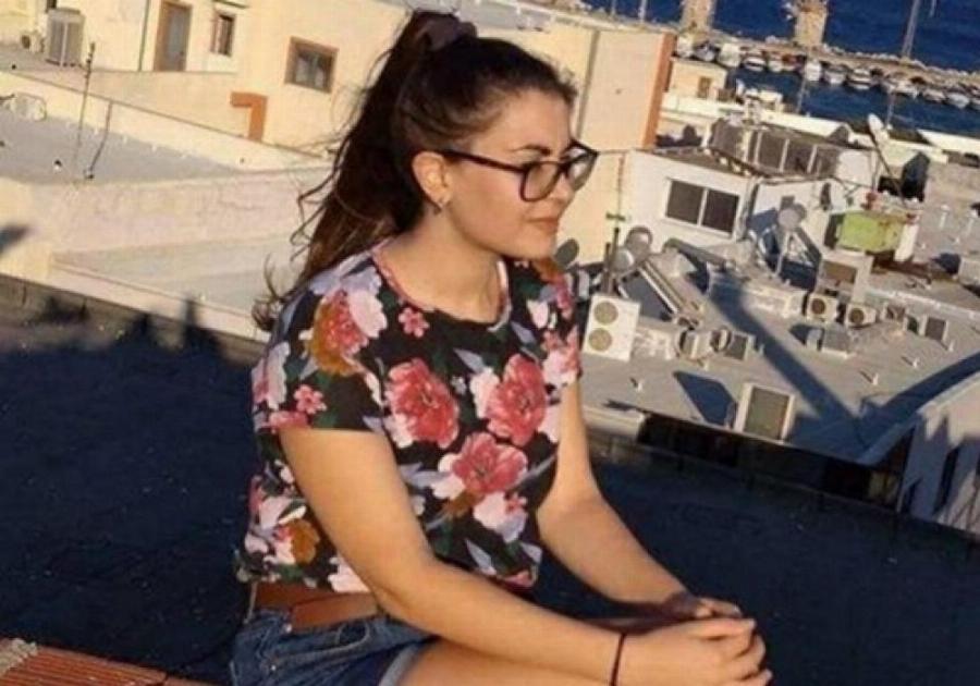 Φοίβος Δεληβοριάς: Έγραψε τραγούδι για την Ελένη Τοπαλούδη και έγινε Viral