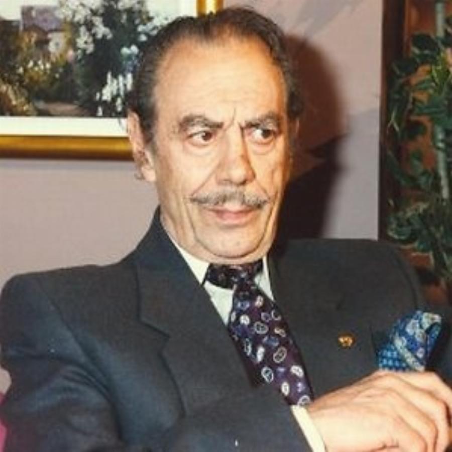 Νίκος Τζόγιας: Η πολυμερής παιδεία, ο δάσκαλος Κάρολος Κουν, το σπουδαίο κύρος, η θεατρική  καριέρα και ο θάνατος του ηθοποιού