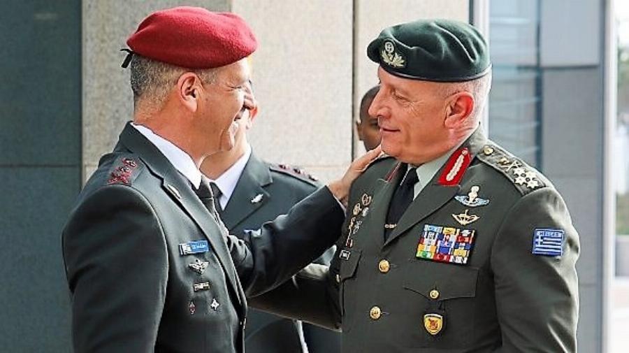 Ιερουσαλήμ: Ο Αρχηγός ΓΕΕΘΑ προσκυνά τον τάφο του Ιησού