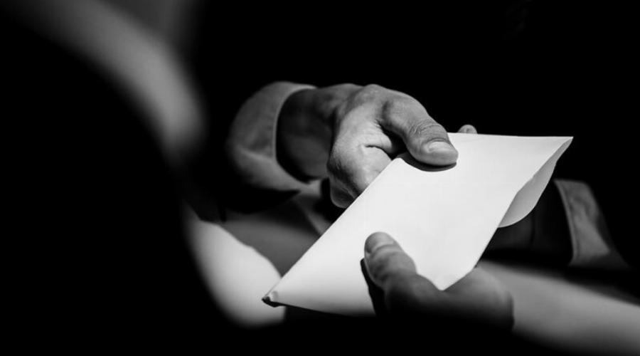 Μαιευτήριο Αττικής: Συνελήφθη γιατρός που ζήτησε «φακελάκι» 1.000 ευρώ