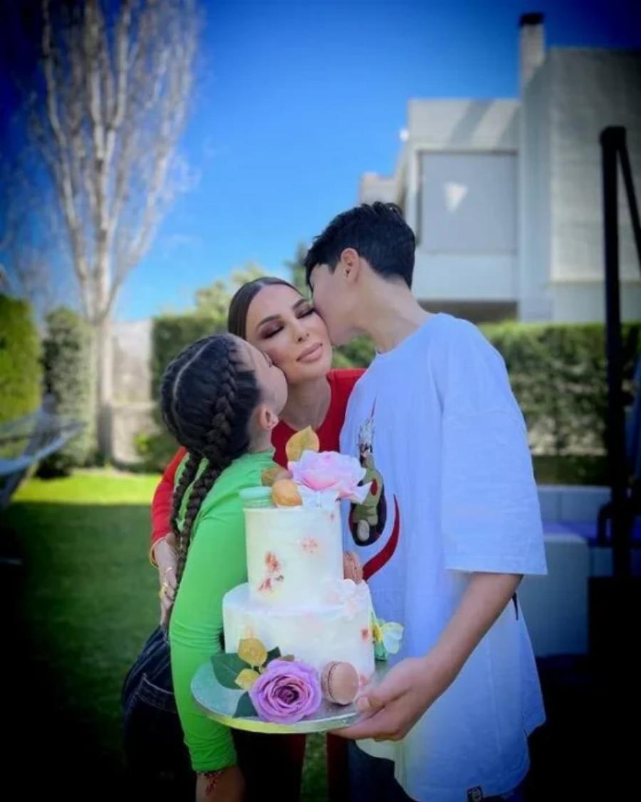 Ελπινίκη Κουρκούλη: Η κόρη της Κελεκίδου, μεγάλωσε πολύ, είναι πανύψηλη και είναι ίδια η μητέρα της