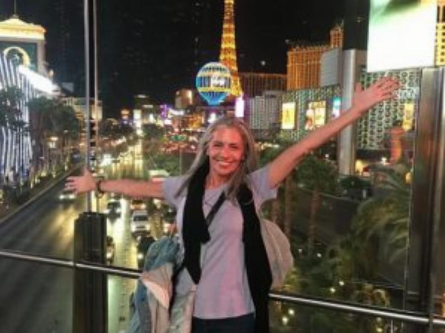 Γαλήνη Τσεβά: Η ομοιότητα με την Ελένη Δήμου, το θέατρο, η αλλαγή στα μαλλιά της και η στροφή στην καριέρα της