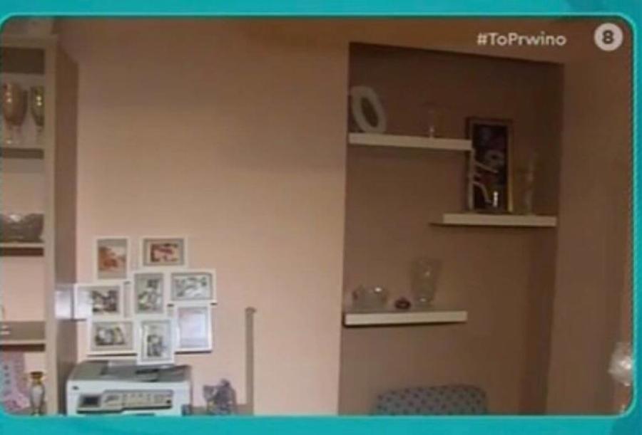 Σοφία Βογιατζάκη: Το κλασικό ελληνικό σπίτι, οι εικόνες Αγίων και η εύχρηστη κουζίνα