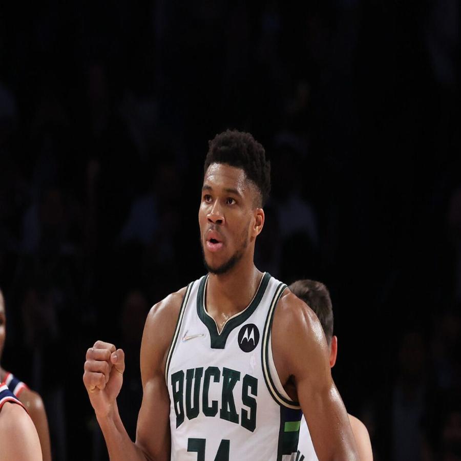 Διέγραψε τον Light ο Γιάννης Αντετοκούνμπο μετά τον άγριο καβγά στα MAD VMA 2022