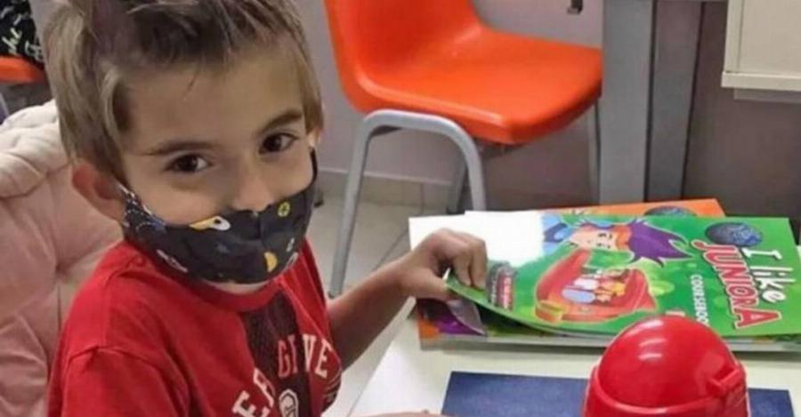 Μικρός «Αϊνστάιν»: Ο 5χρονος μαθητής ιδιοφυΐα με IQ 140 που διαβάζει και γράφει από τα 3 του