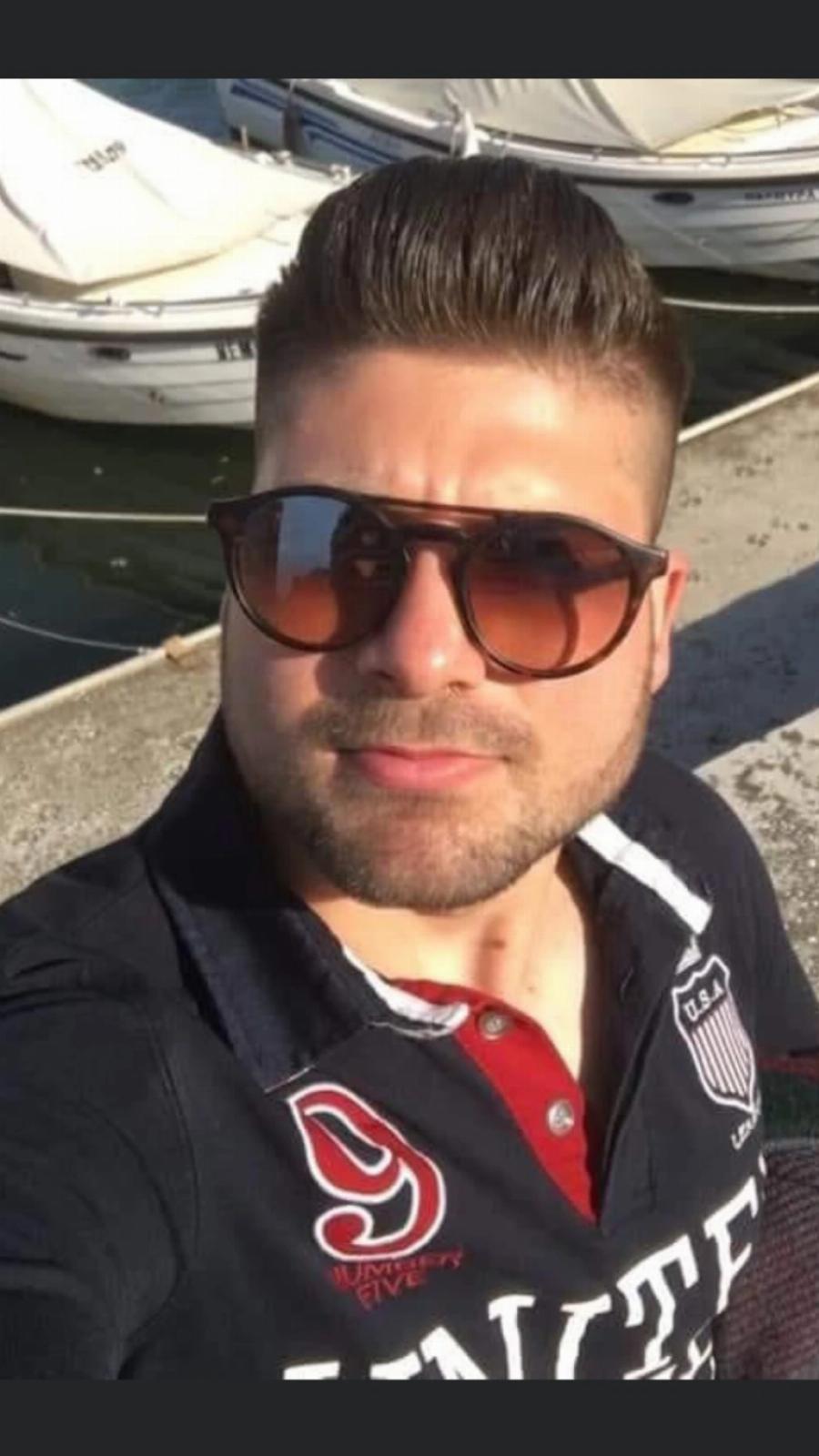 Θρήνος στην Καλαμάτα:  Νεκρός, σε μία στιγμή 26 χρονών παλικάρι, συντετριμμένοι οι συγγενείς και οι φίλοι του