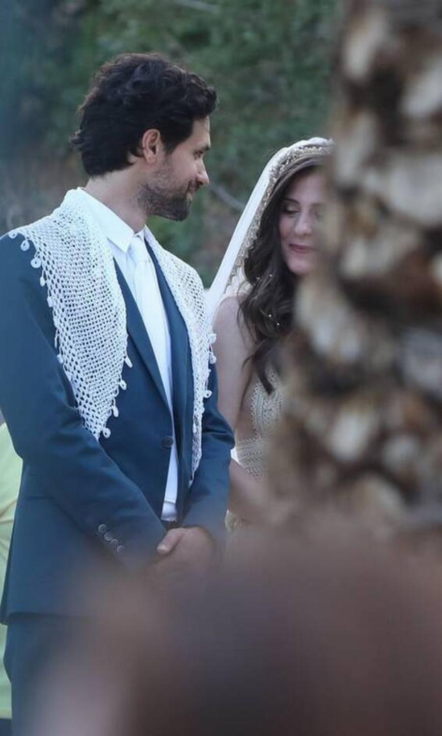 Τζομπανάκη – Αυγουστίδης: Η αδημοσίευτη φωτογραφία από τον γάμο τους και η ομοιότητα με τον γάμο του Ορφέα