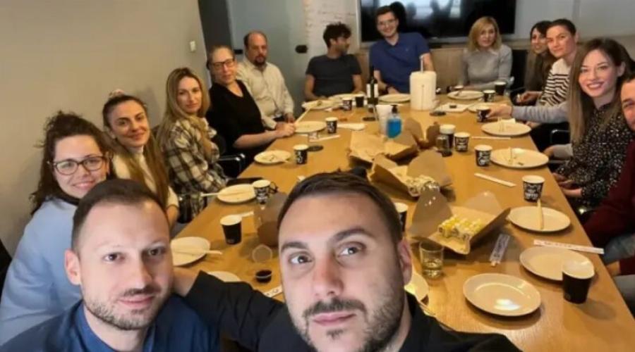 Αυτή είναι η πρώτη εταιρεία στην Ελλάδα που εφαρμόζει 6ωρη εργασία με μισθό 8ωρου – Όσα δήλωσε ο ιδρυτής της