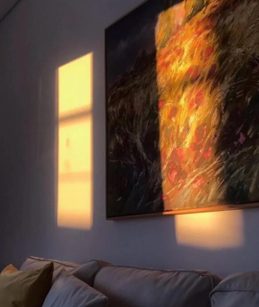 Άντζελα Γκερέκου: Με φωτογραφίες του Τόλη, λουλούδια και αντίκες, είναι διακοσμημένο το σπίτι της – Η κλασσική κατοικία στο Πανόραμα Βούλα