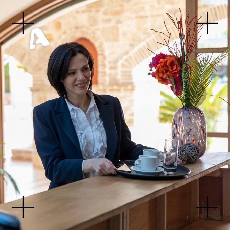 Οι πρώτες εικόνες του γαμπρού Μαθιού και της νύφης Βασιλικής λίγο πριν τον ματωμένο γάμο στο Σασμό