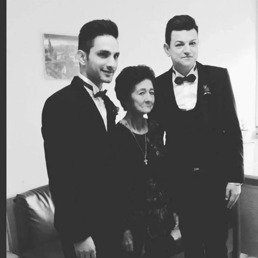 Του έδωσε και την ευχή της: Παντελίτσα Φρίξου, η μόνη μαμά που πάντρεψε τον γιο της με άντρα δηλώνοντας περήφανη