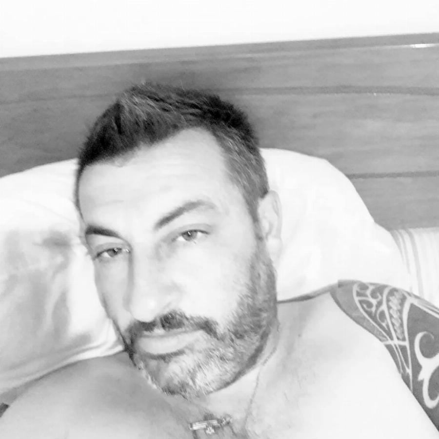 Αυτός είναι ο 42χρονος που ξυλοκόπησαν μέχρι θανάτου προστατεύοντας την κοπέλα του στη Ραφήνα