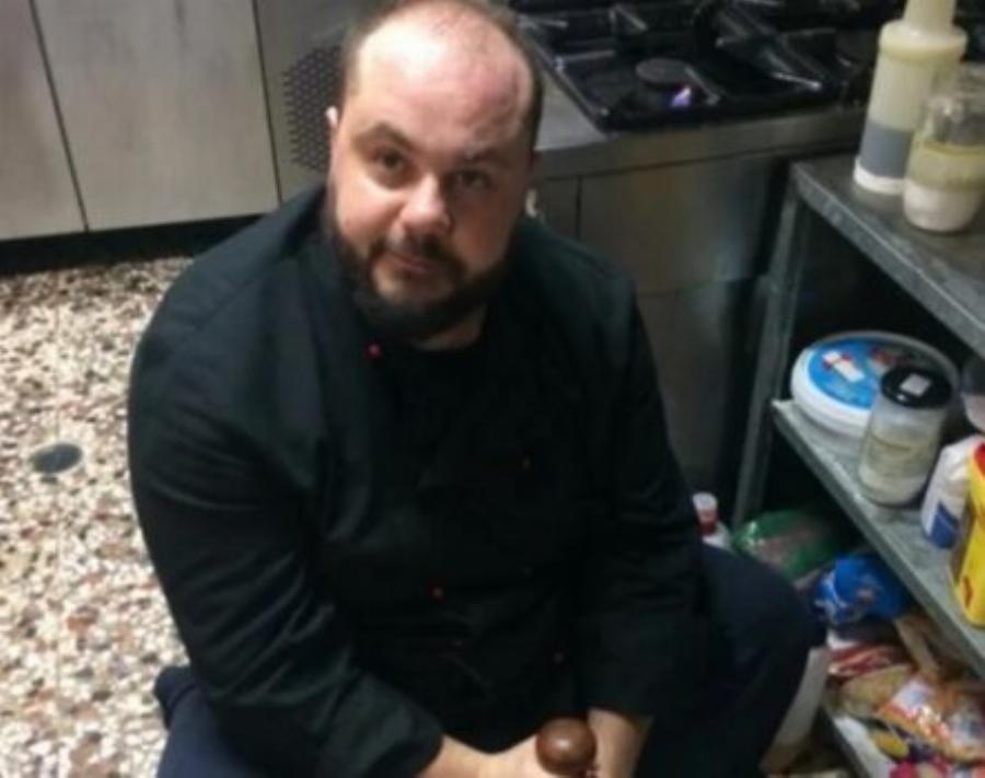 Θλίψη και θρήνος στην Σαντορίνη: Νεκpός στο νησί ο γνωστός μάγειρας Ντίνος Σπυρόπουλος