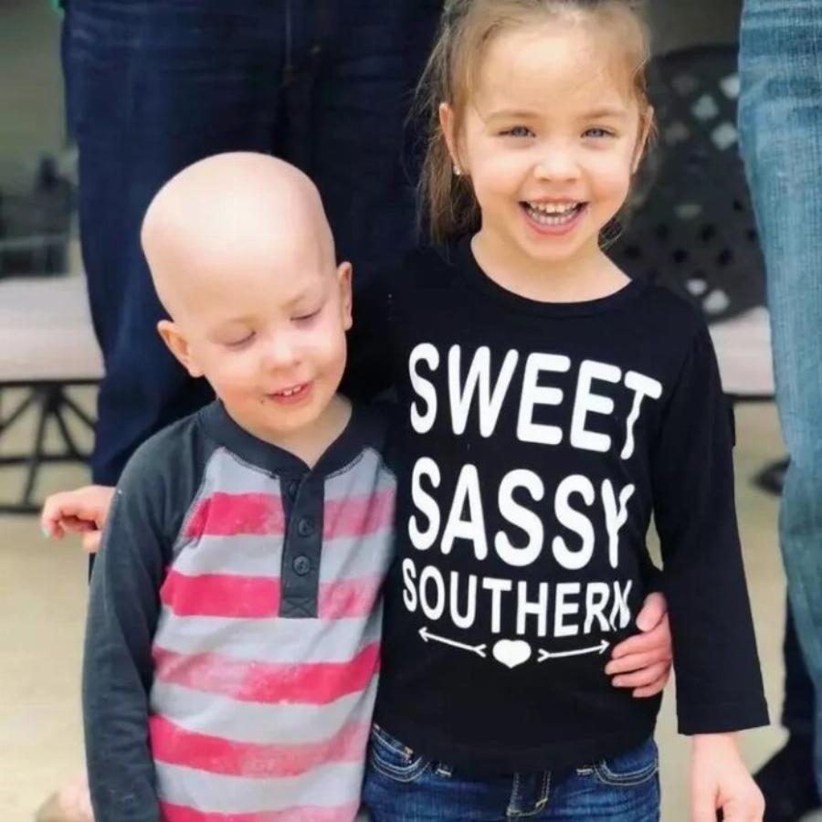 Παιδικός καρκίνος: Πώς είναι σήμερα, 3 χρόνια μετά και τι κάνει το “αγοράκι – σύμβολο” στη μάχη κατά του παιδικού καρκίνου