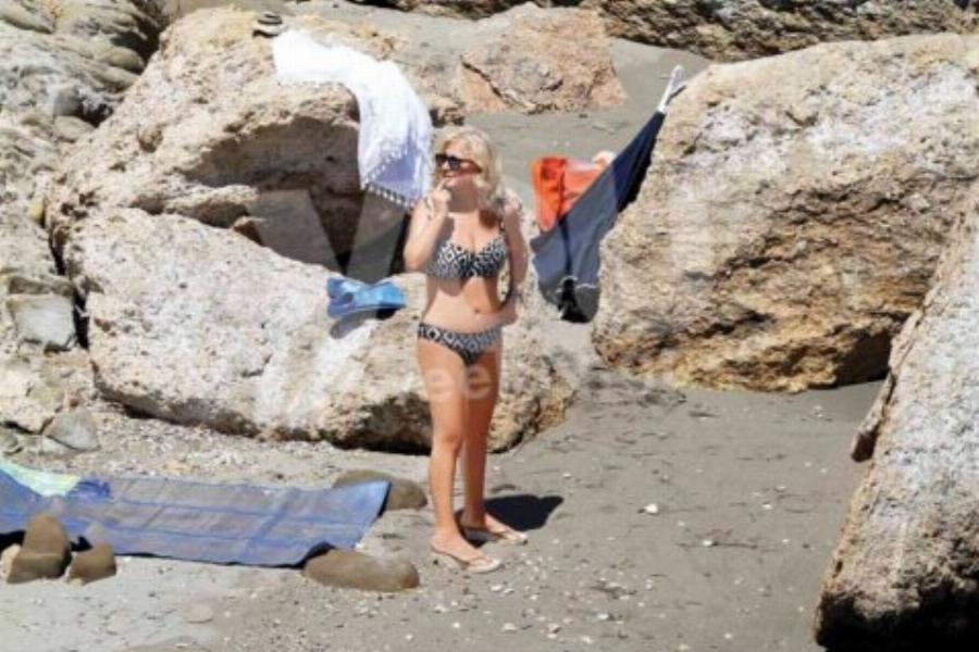 Αγγελική Νικολούλη: Οι φωτογραφίες χωρίς ρετούς με καλλίγραμο σώμα στα 58 και η υγιεινή διατροφή που ακολουθεί