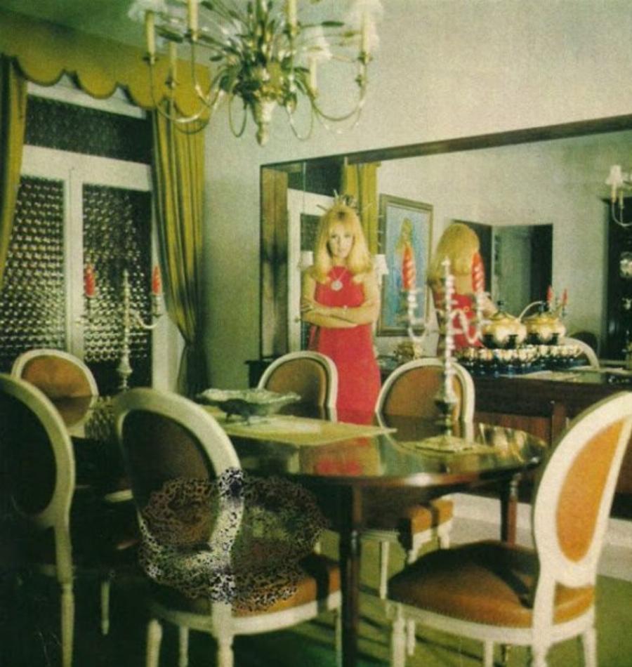 Αλίκη Βουγιουκλάκη: Το απίθανο ρετιρέ της Ελληνίδας σταρ, οι «περίεργες φήμες», η δυσάρεστη έκπληξη και η σημερινή παρουσία