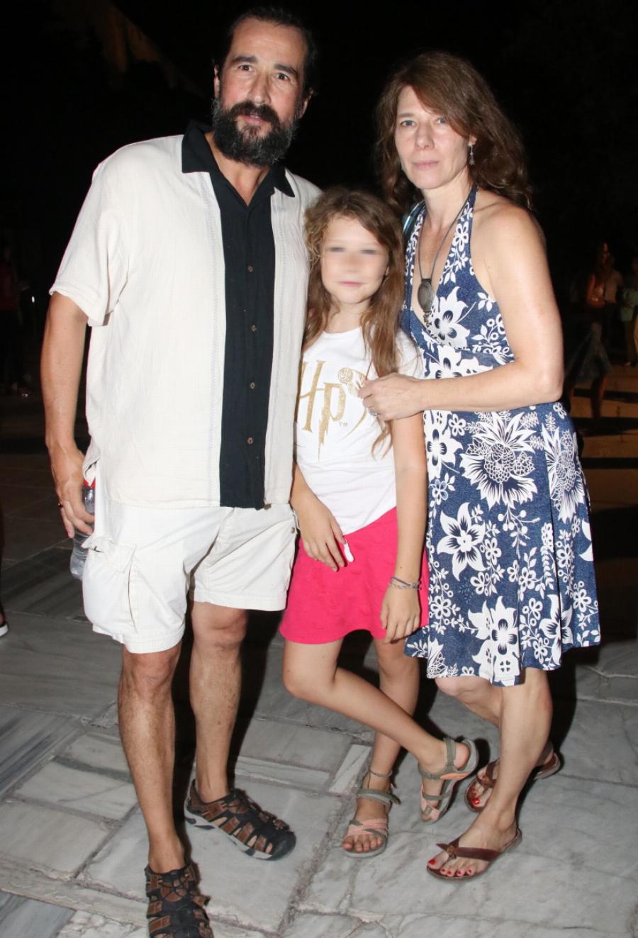 Τάσος Νούσιας: Αυτή είναι η γυναίκα της ζωής του, η συμμετοχή του στον “Σασμό”, οι κόντρες με τις μηχανές που λατρεύει και η υπερήφανη καταγωγή