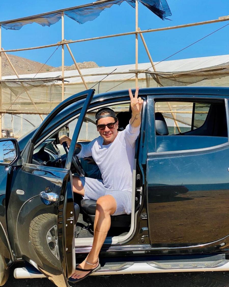 Γιώργος Μαζωνάκης: Αυτό είναι το υπερπολυτελές τζιπ του τραγουδιστή που ξεπερνάει σε αξία τις 90.000€