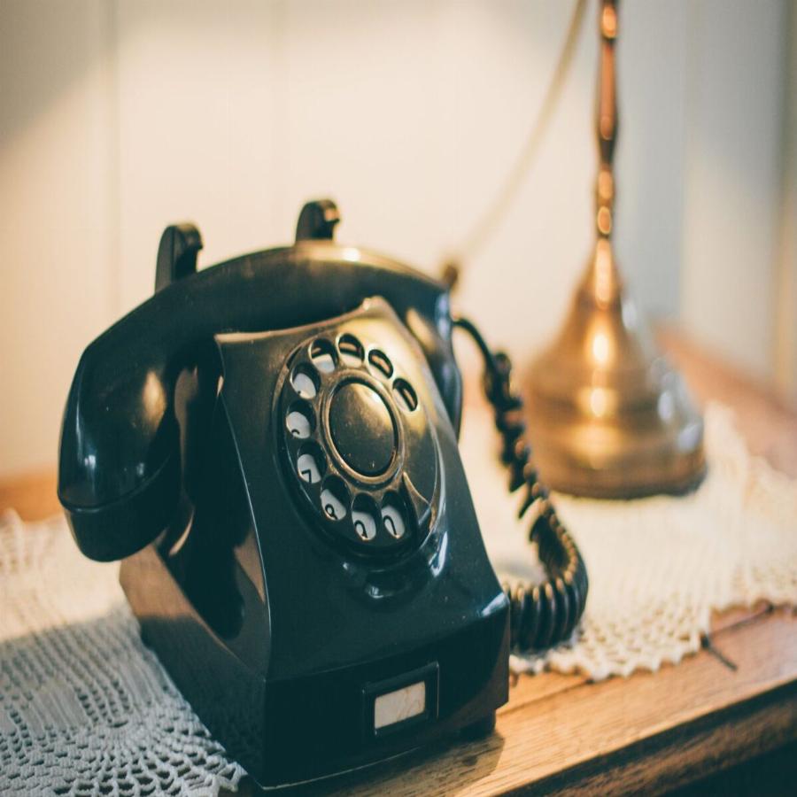 Θυμάσαι τότε; Στη γενιά που μεγάλωσε με σταθερό τηλέφωνο